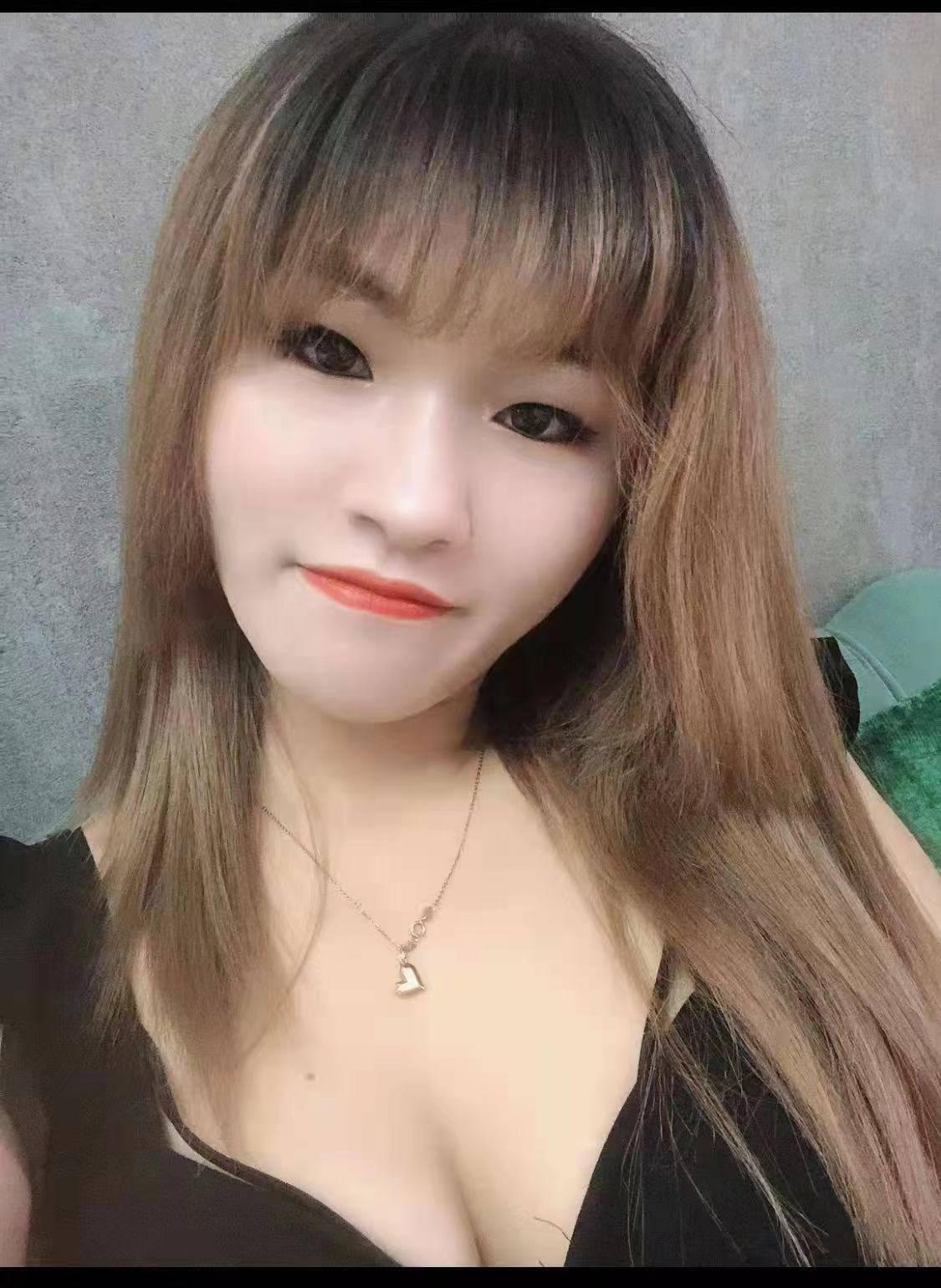 西山可爱小妞