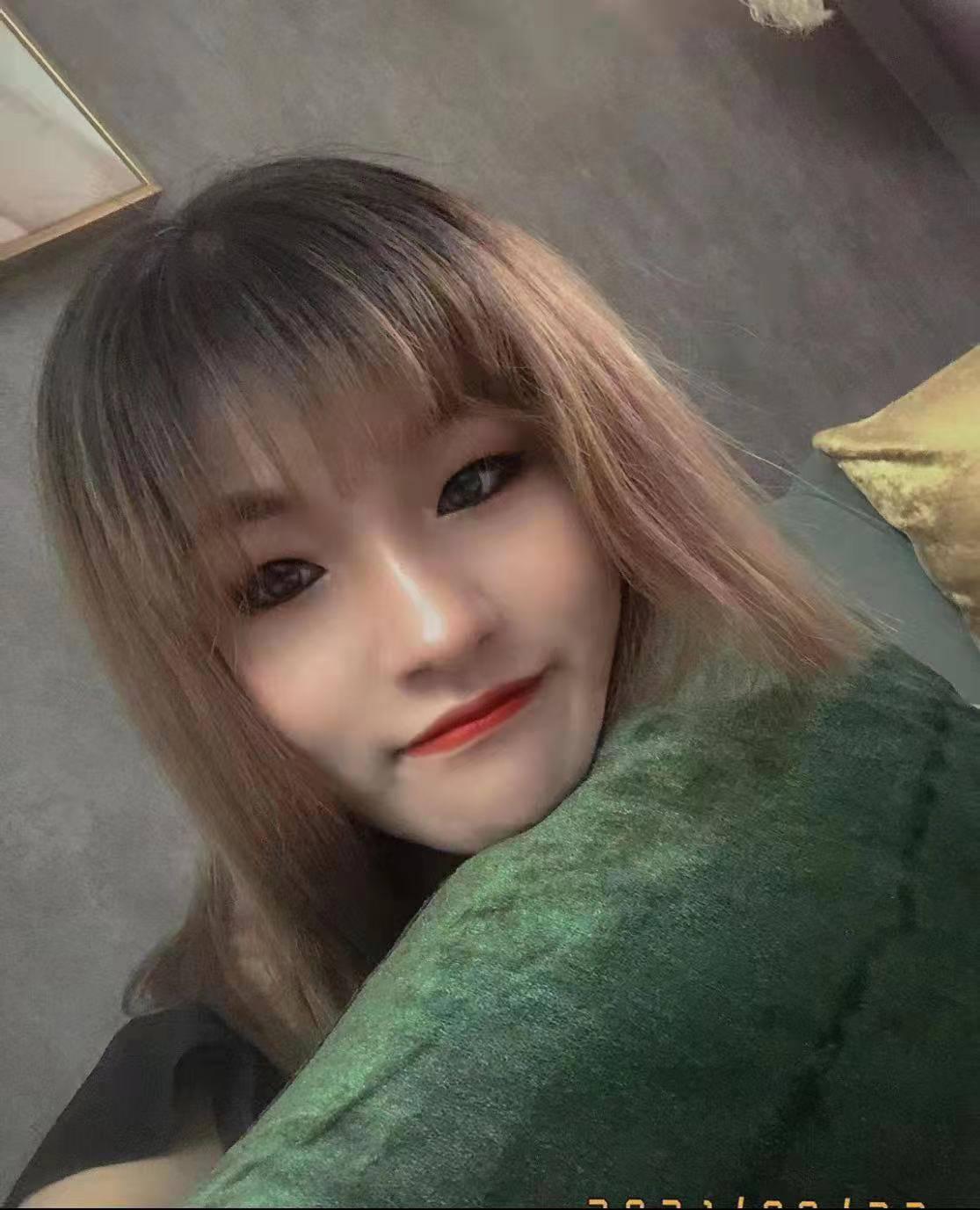 西山可爱小妞