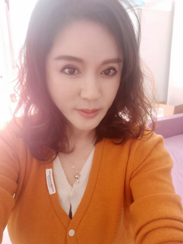 千山路熟女